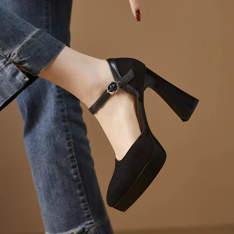 Dana Elegant Pumps